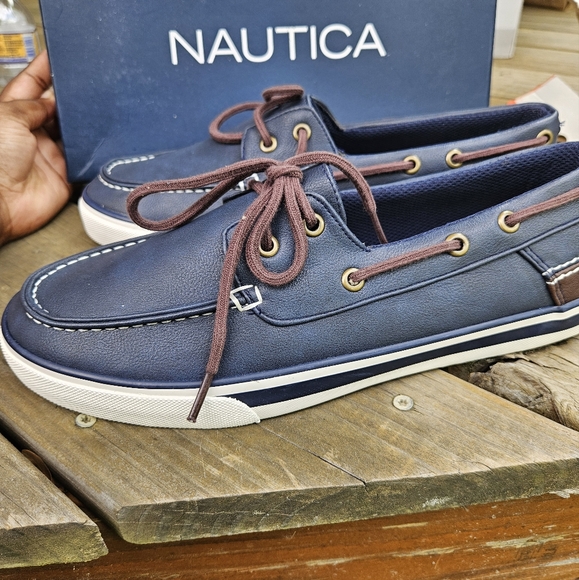Nautica Shoes 👞 - Picture 2 of 5